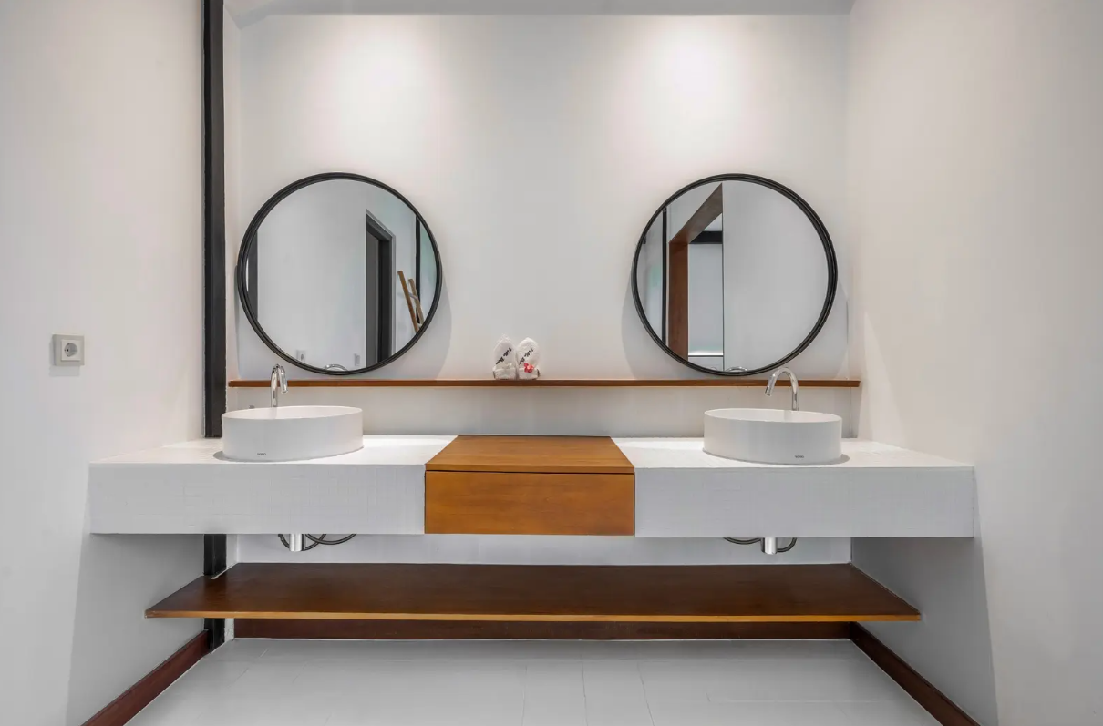 Minimalist & Modern Style
