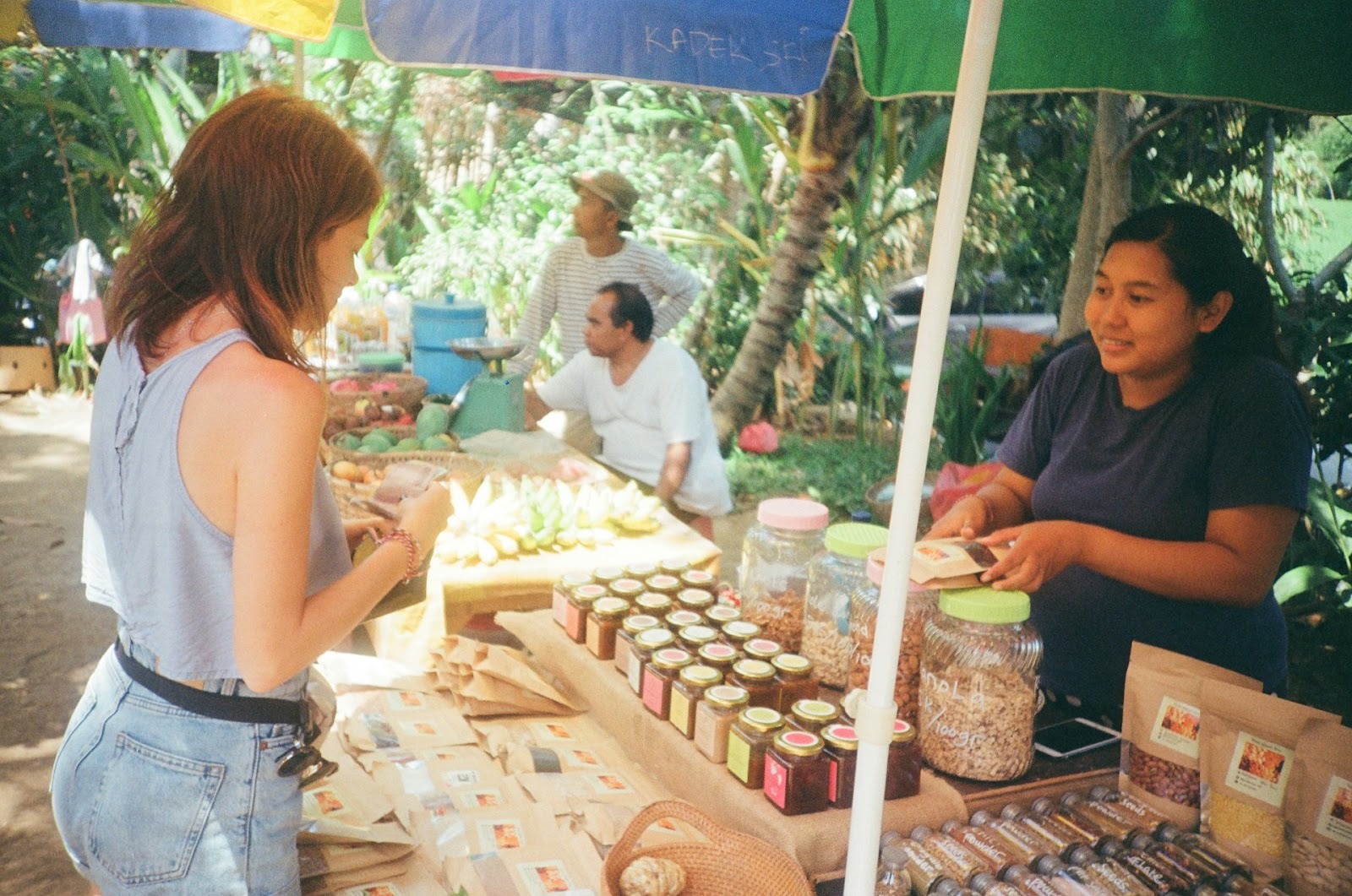 Local Boutiques and Markets in Uluwatu